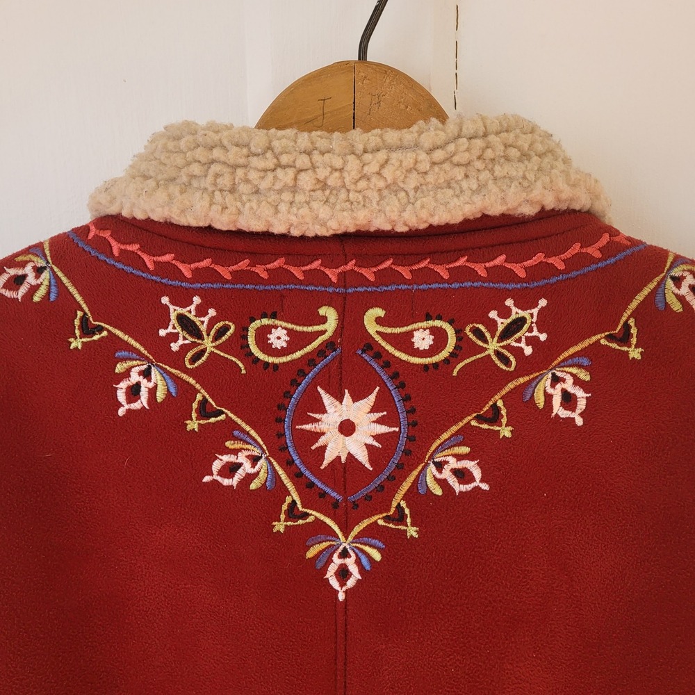 Vintage Red Embroidered Sherpa Vest Boho Hippie Festival Size XL - Picture 8 of 16
